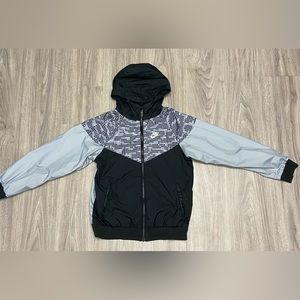 Boys Nike Windbreaker Jacket Full Zip Size M Black & Gray